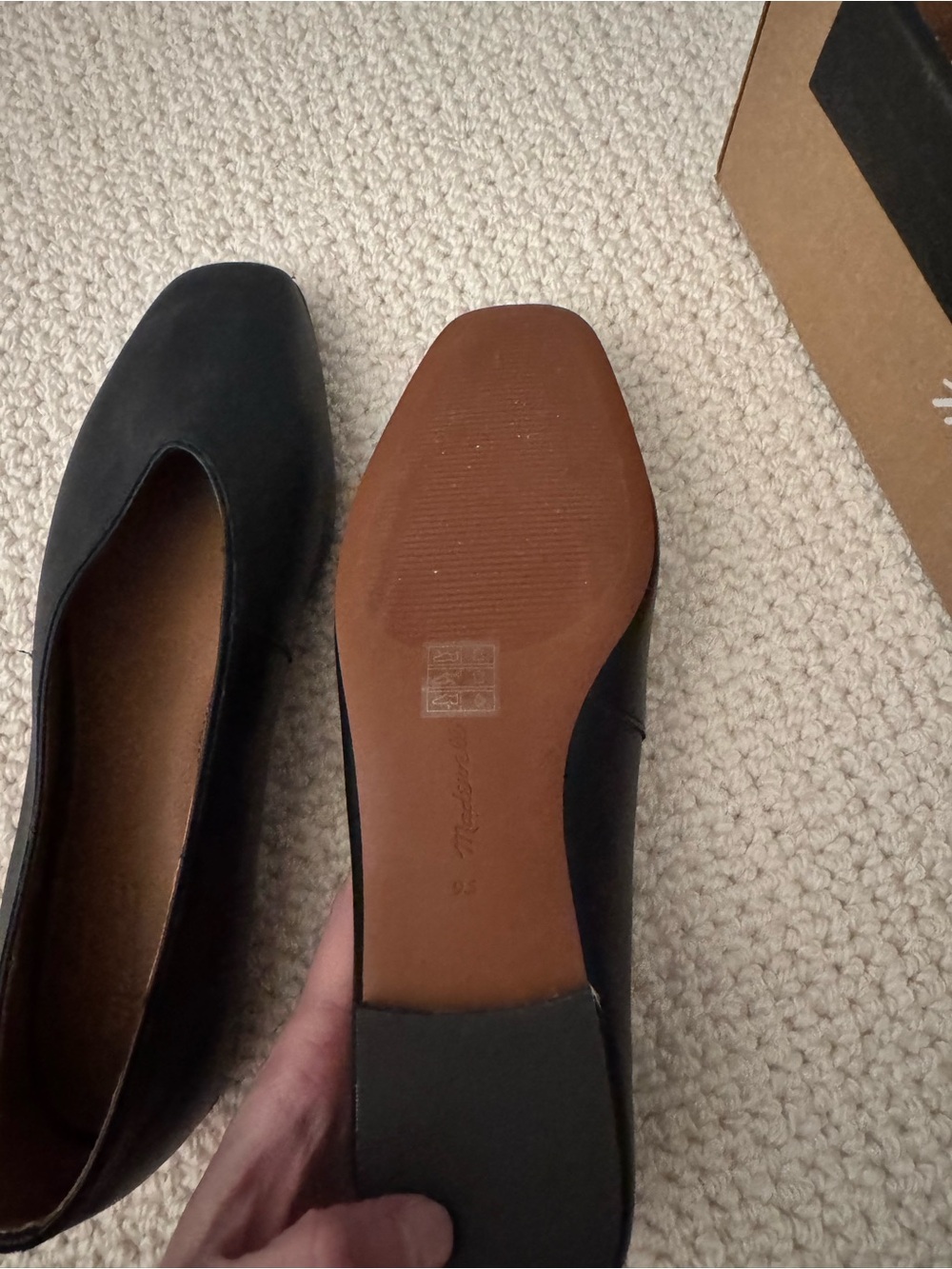 NEW Madewell black mylie ballet flats
Size 9.5 
Never worn - Picture 3 of 8